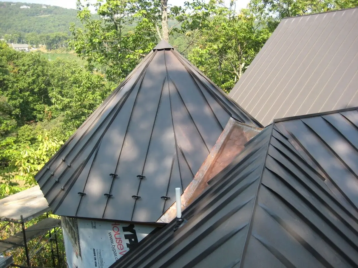 Professional Shingle Replacement & Repair by Craftsman Roofing in Sand Ridge